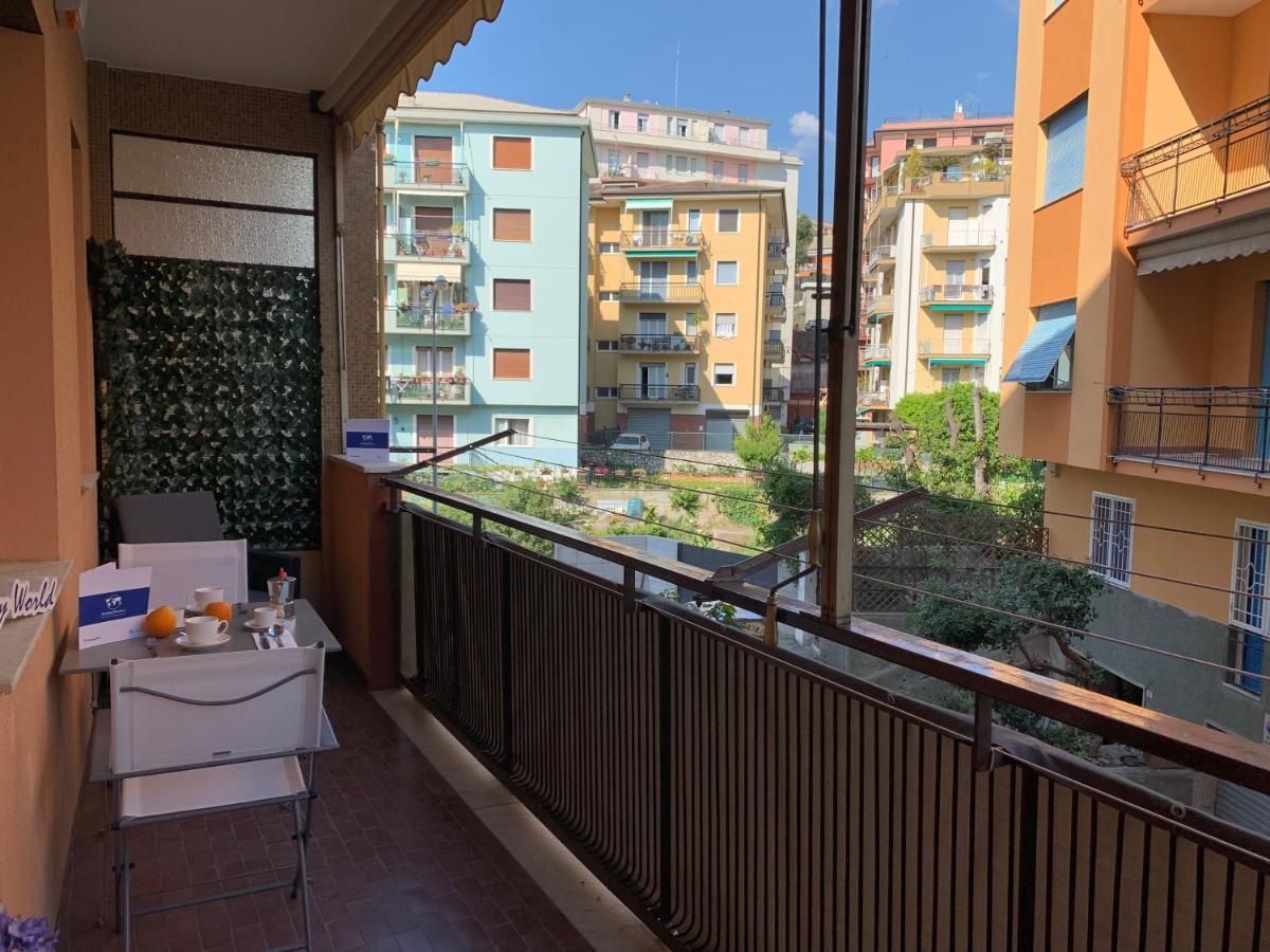 House Sunflower By Holiday World Arenzano Buitenkant foto